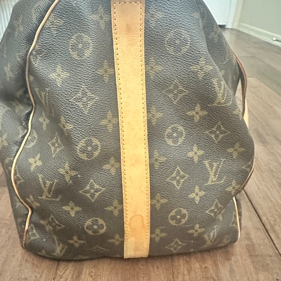 Louis Vuitton Keepall 55 - Picture 7 of 16